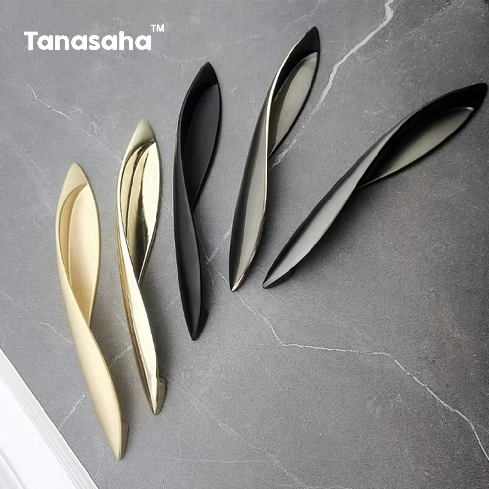 Furniture Rotating Hardware - Handels for Kitchen Furniture Door Handles